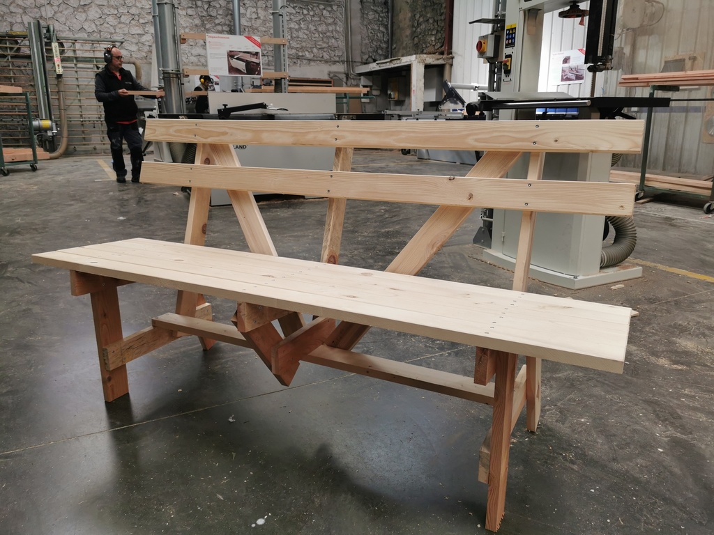 Atelier > Banc ENZO MARI